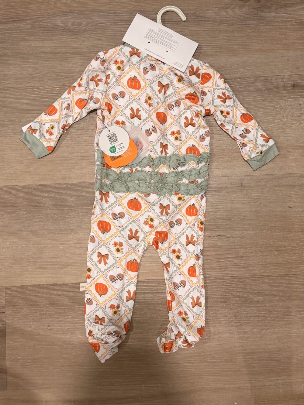 Milkberry Pumpkin Bow fall Halloween thanksgiving sleeper - size 3-6 months - Picture 3 of 3